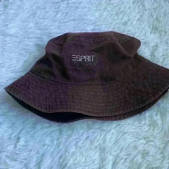 Other - Espirit Bucket Hat. Brown. Los Angeles printed on front.